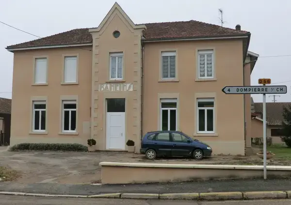 Monte Escalier 01 Monte escalier Baneins