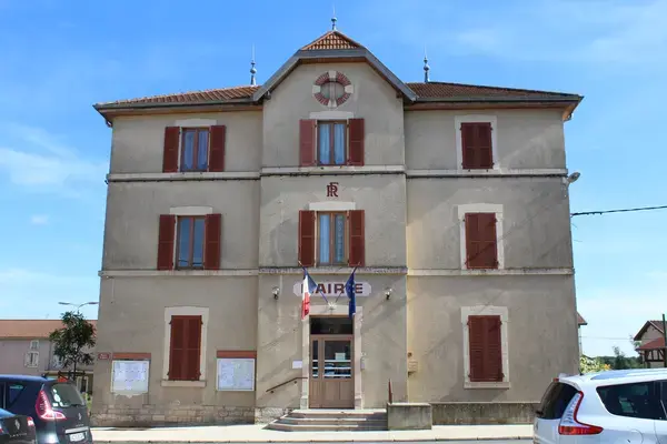 Monte Escalier 01 Monte escalier Dompierre-sur-Veyle