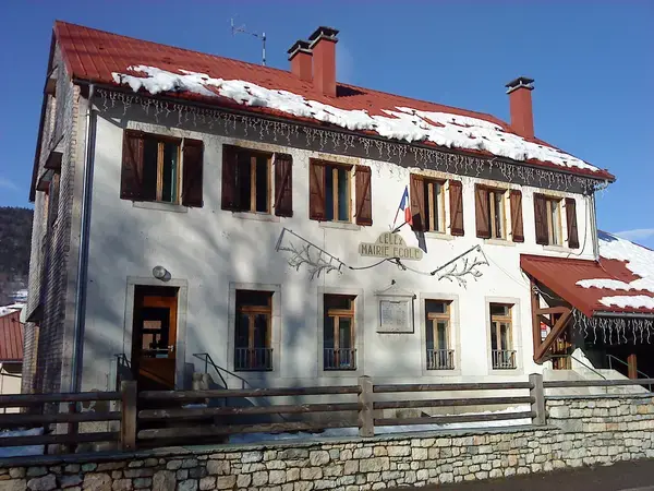 Monte Escalier 01 Monte escalier Lélex