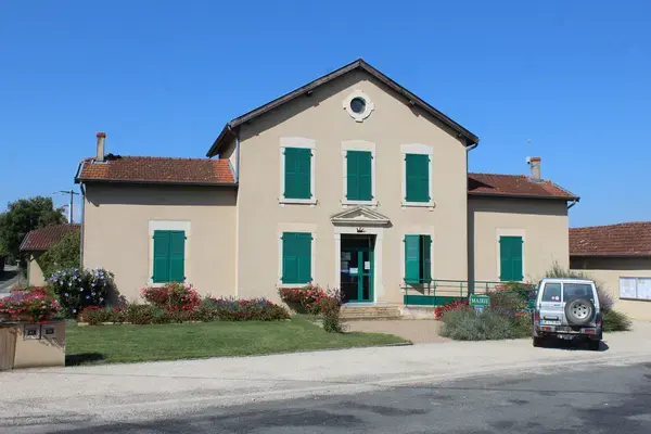 Monte Escalier 01 Monte escalier Saint-André-d'Huiriat